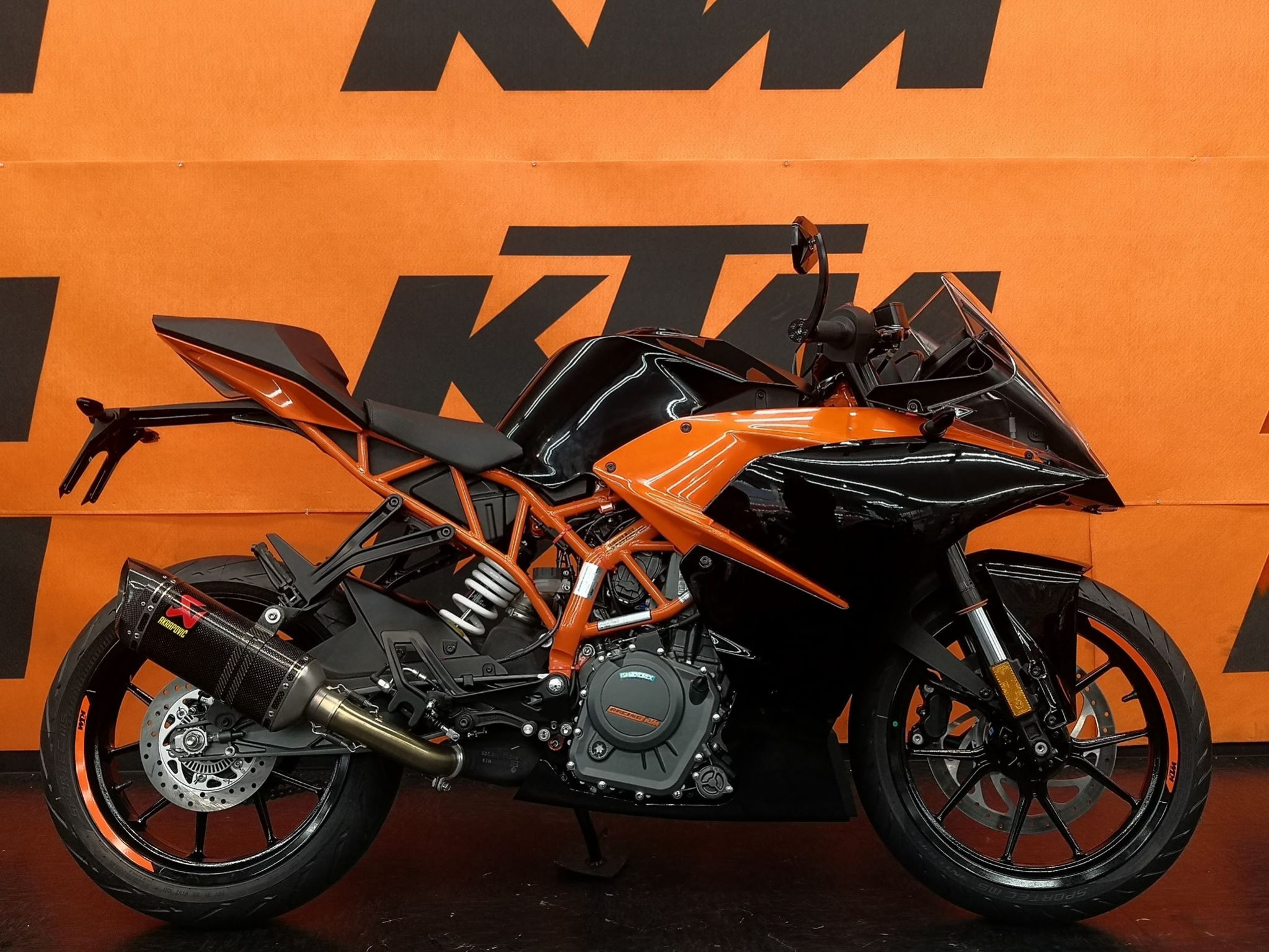 KTM NAGOYA 限定車！RC390 BLACK EDUTION！ - KTM名古屋
